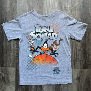 Gray Space Jam Tune Squad Jump Out T-Shirt Size S (5/6)